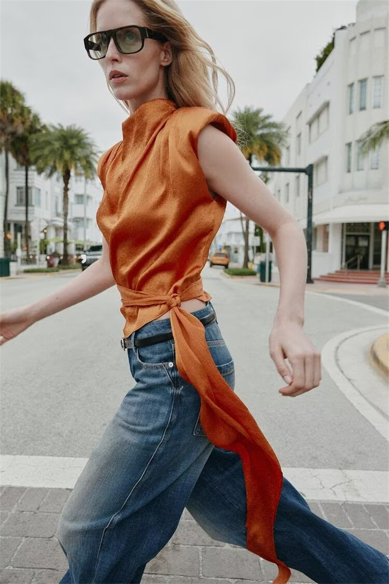 Haut court sans manches en sat - Silk Blouse avis et prix